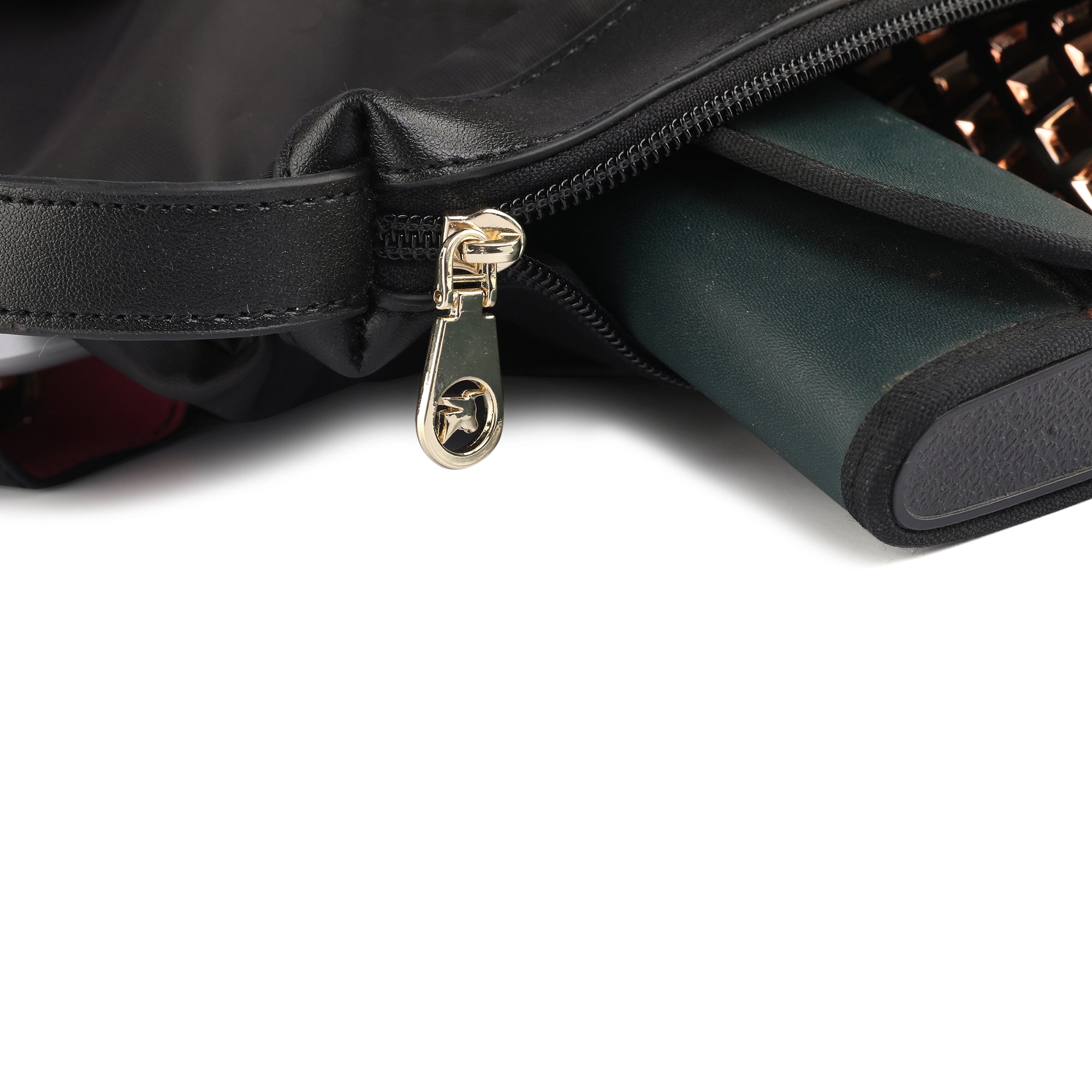 Jett Hand Bag