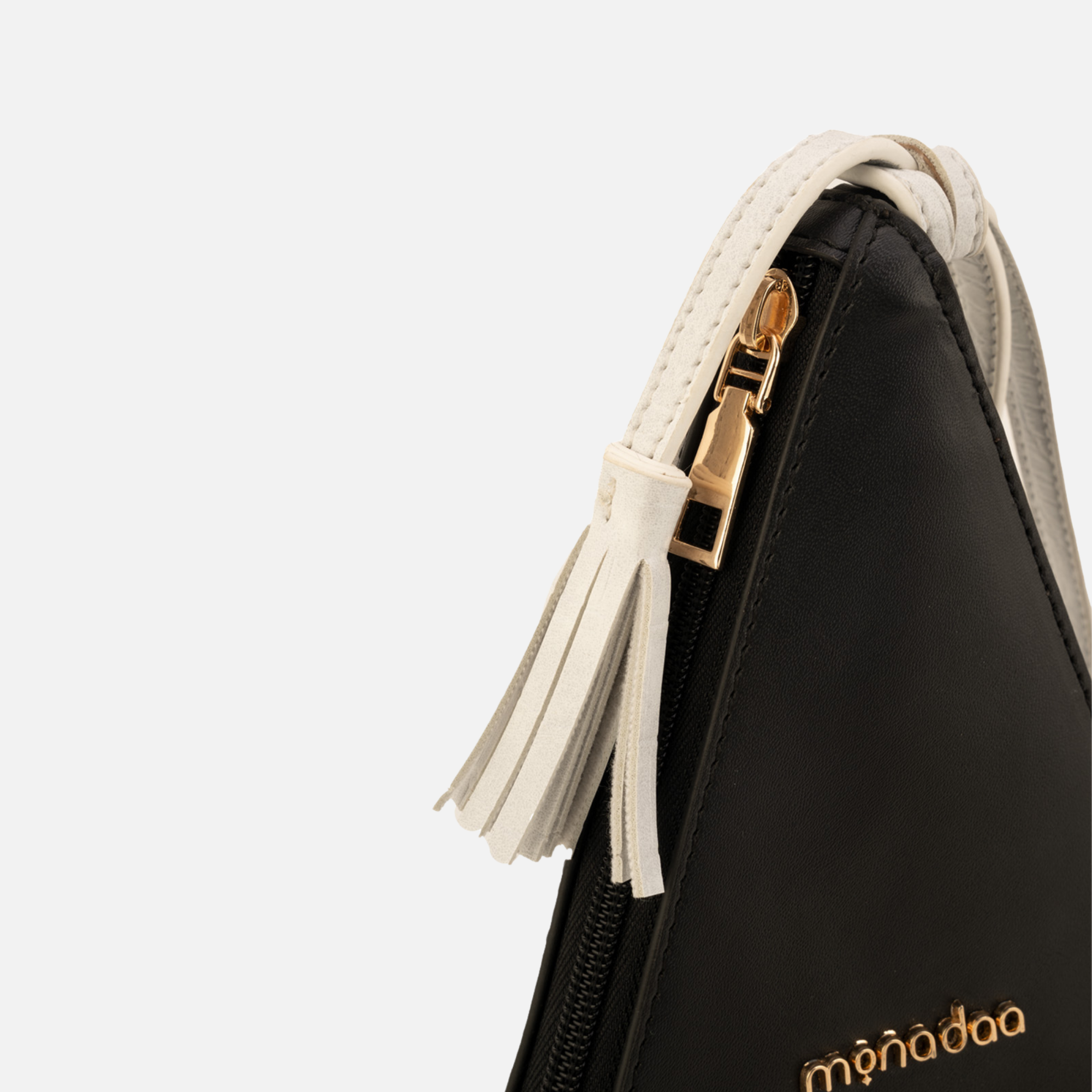 Black Fleur Traingular Bag