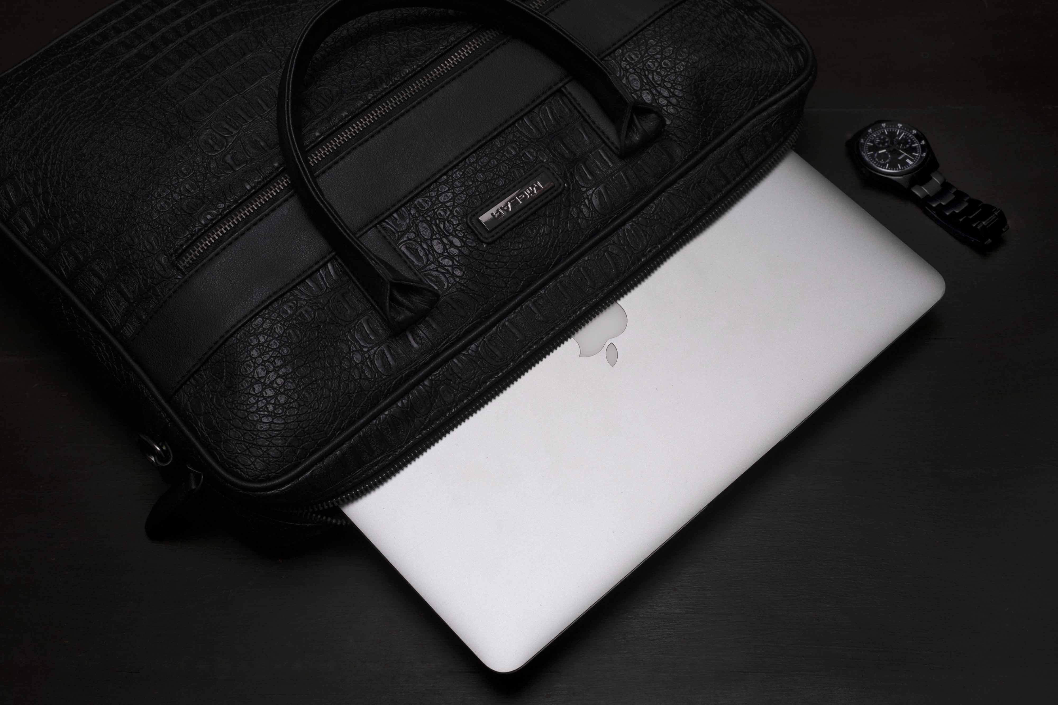 The RoverCroc Laptop Bag